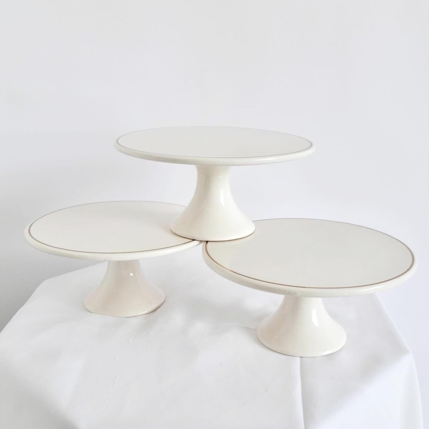 White + gold cake stand
